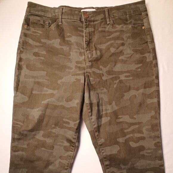 Social Standard By Sanctuary Jeans Size 16/33 High Rise Skinny Camo Print - Picture 2 of 11